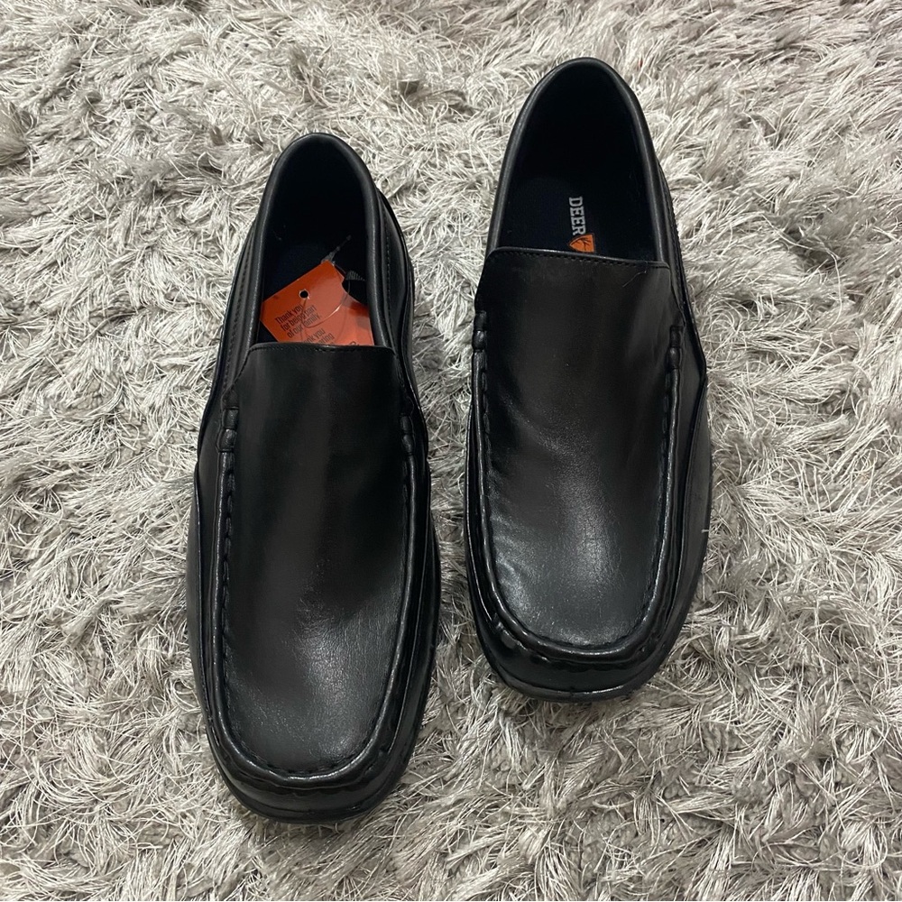 Deer stags boy black loafers size 4M